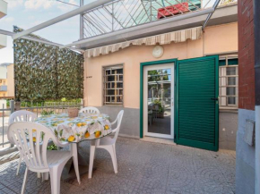 Cosy apartment in Follonica near the seabeach